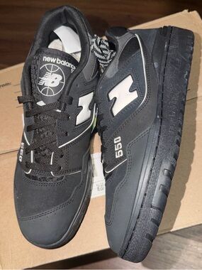 New Balance 550 Atmos Black White Sneakers BB550ATM Sz 9.5M . 11W